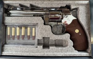 Colt Python CO2 0.177 BB Revolver with Leather Holster - Demo